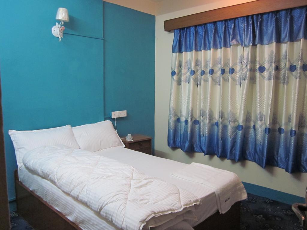 Hotel Api كاتماندو الغرفة الصورة