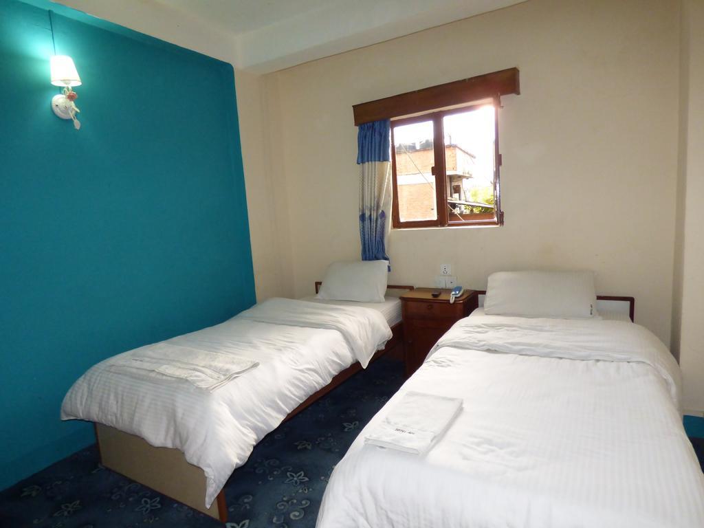 Hotel Api كاتماندو الغرفة الصورة